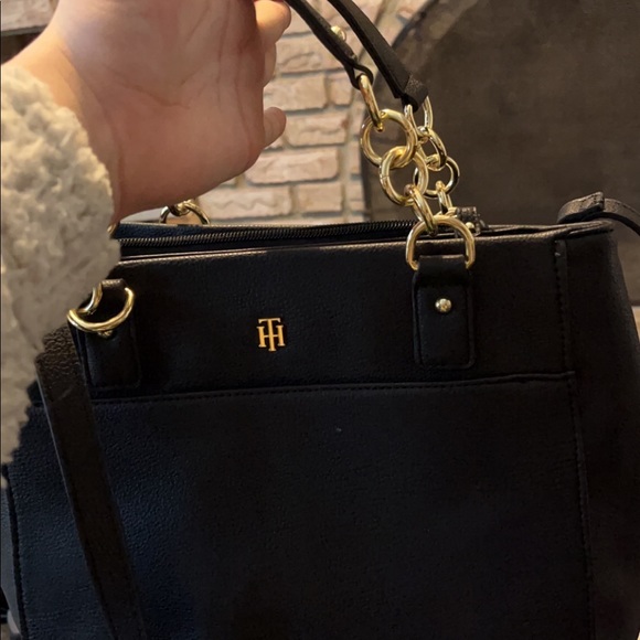 Brand new Tommy Hilfiger black purse - Picture 3 of 3